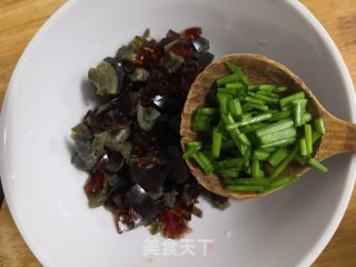 皮蛋拌豆腐的做法步骤：9