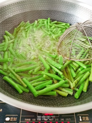 油焖豆角的做法步骤：4