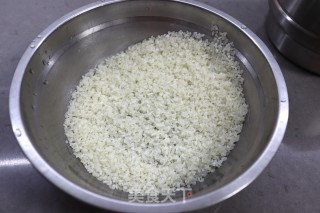 粒粒分明的低糖白米饭的做法步骤：2