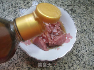 里脊肉鸡蛋干炒花菜的做法步骤：3