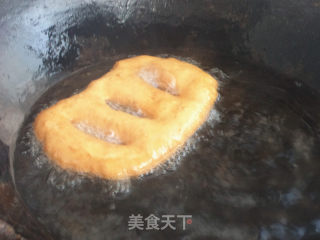炸果子的做法步骤：7