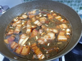 红烧肉炖鸡蛋的做法步骤：10