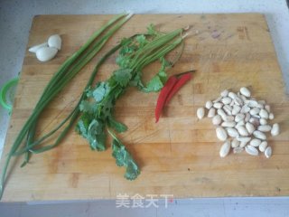 酸辣粉的做法步骤：1