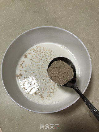 酱牛肉包的做法步骤：1