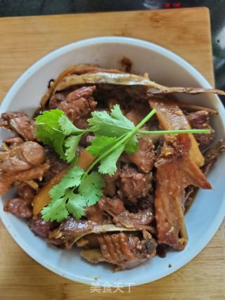 子姜啤酒焖鸭的做法步骤：11