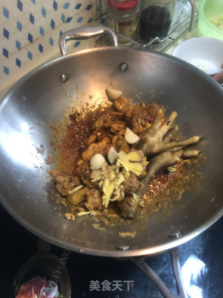 豆瓣酱烧鸡的做法步骤：6