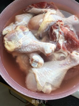 可乐琵琶腿的做法步骤：1
