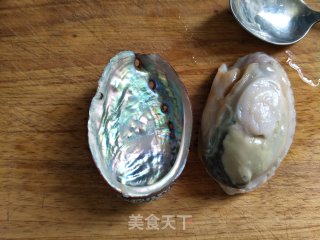蒜香蒸鲍鱼的做法步骤：1