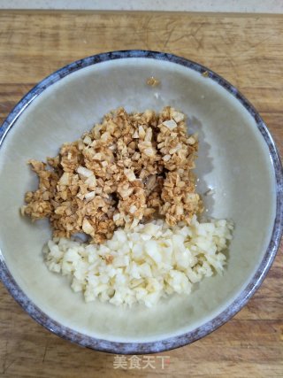 蒜香蒸鲍鱼的做法步骤：6