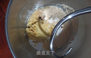 小米全麦小餐包的做法步骤：2