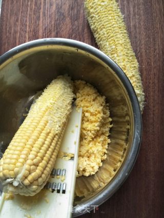 鲜玉米早餐饼的做法步骤：2