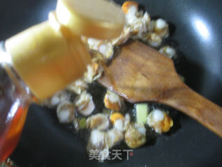 韭菜芽炒扇贝肉的做法步骤：3