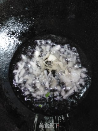 素炒豆芽菜的做法步骤：3
