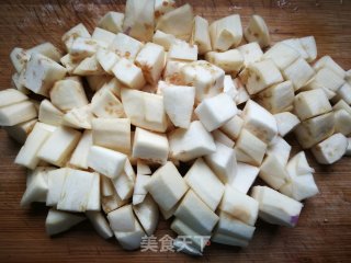 煎烩茄子的做法步骤：4