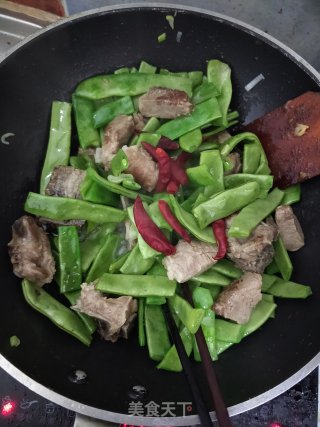 豆角排骨焖面的做法步骤：5