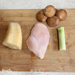 猪饲料系列之烤鸡肉丸的做法步骤：1