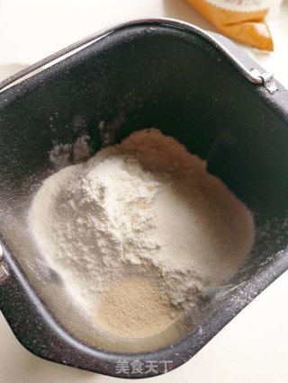 白吐司的做法步骤：2
