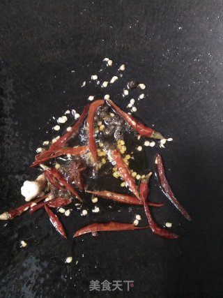 香辣花生的做法步骤：4