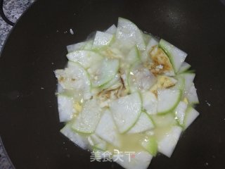 荷包蛋煨蒲瓜的做法步骤：4