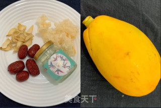 木瓜牛奶银耳羹的做法步骤：1