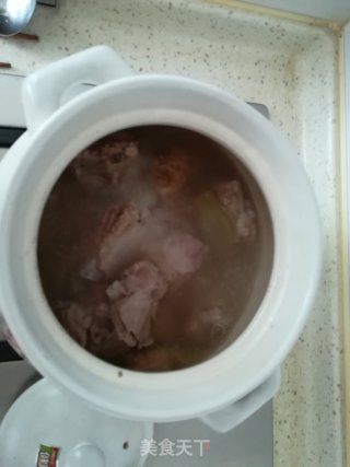 清炖排骨的做法步骤：2