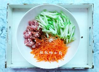 丝瓜胡萝卜肉末包子的做法步骤：4
