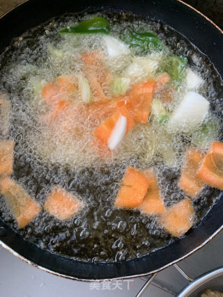 锅包肉(糖醋里脊)的做法步骤：7
