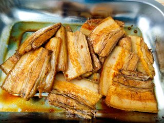 梅菜扣肉的做法步骤：11