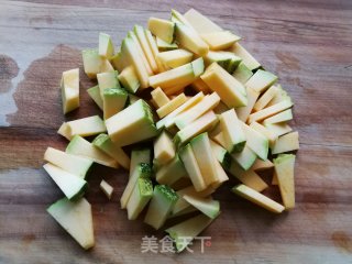 薏米南瓜羹的做法步骤：2