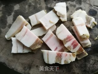 咸肉烧蒲瓜的做法步骤：3
