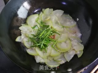 咸肉烧蒲瓜的做法步骤：6