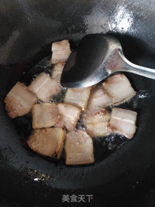 五花肉煲千叶豆腐的做法步骤：5