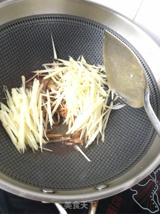 肉丝仔姜的做法步骤：12