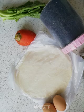 手抓饼版鸡蛋饼的做法步骤：1