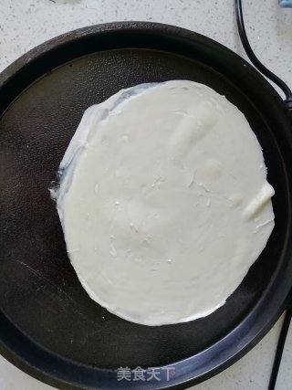 手抓饼版鸡蛋饼的做法步骤：3