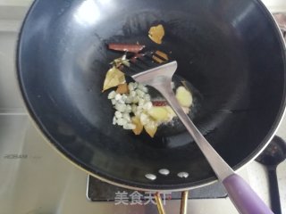 土豆炖牛肉的做法步骤：5