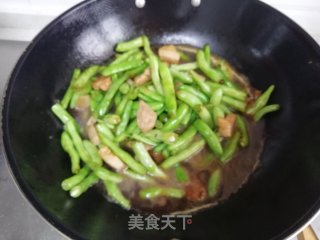 四季豆烧肉的做法步骤：6