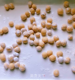红薯丸子（芋圆）的做法步骤：12