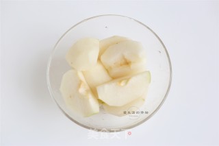茉莉花冰糖雪梨棒棒糖的做法步骤：2