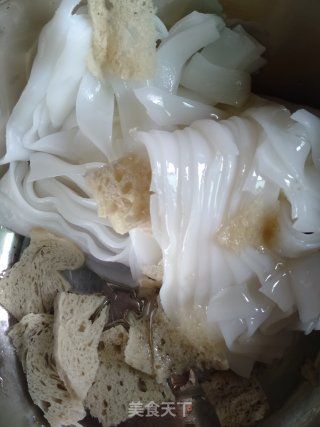 快手拌凉皮的做法步骤：4