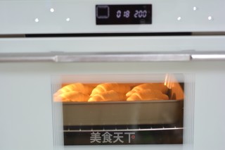 牛角小面包的做法步骤：11