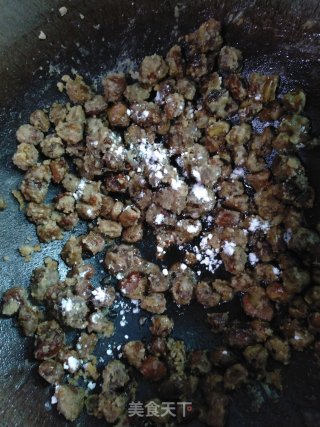 挂霜蚕豆的做法步骤：7