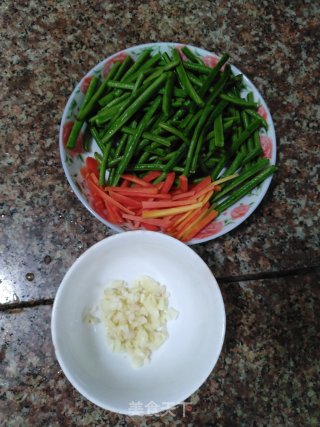素炒豇豆的做法步骤：2