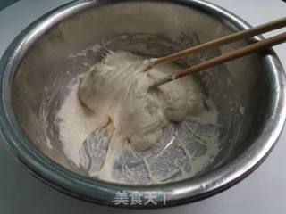 红糖芝麻馅饼的做法步骤：2