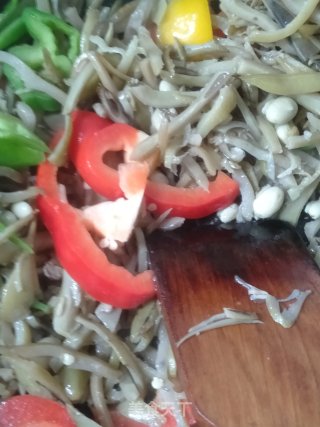 素炒毛抓豆的做法步骤：5