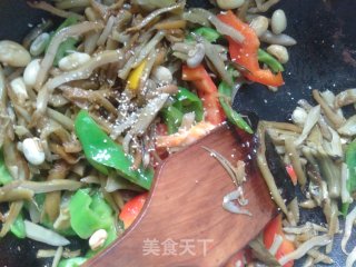 素炒毛抓豆的做法步骤：7