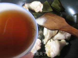海带烧鸡翅根的做法步骤：4