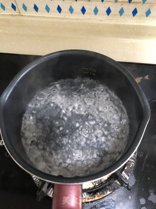 无花果葡萄西米露的做法步骤：1