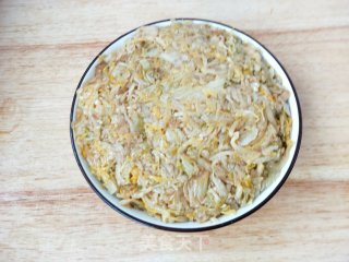 酸菜扣肉的做法步骤：12