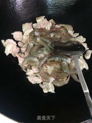 鲜虾五花肉芥蓝炒饭的做法步骤：6